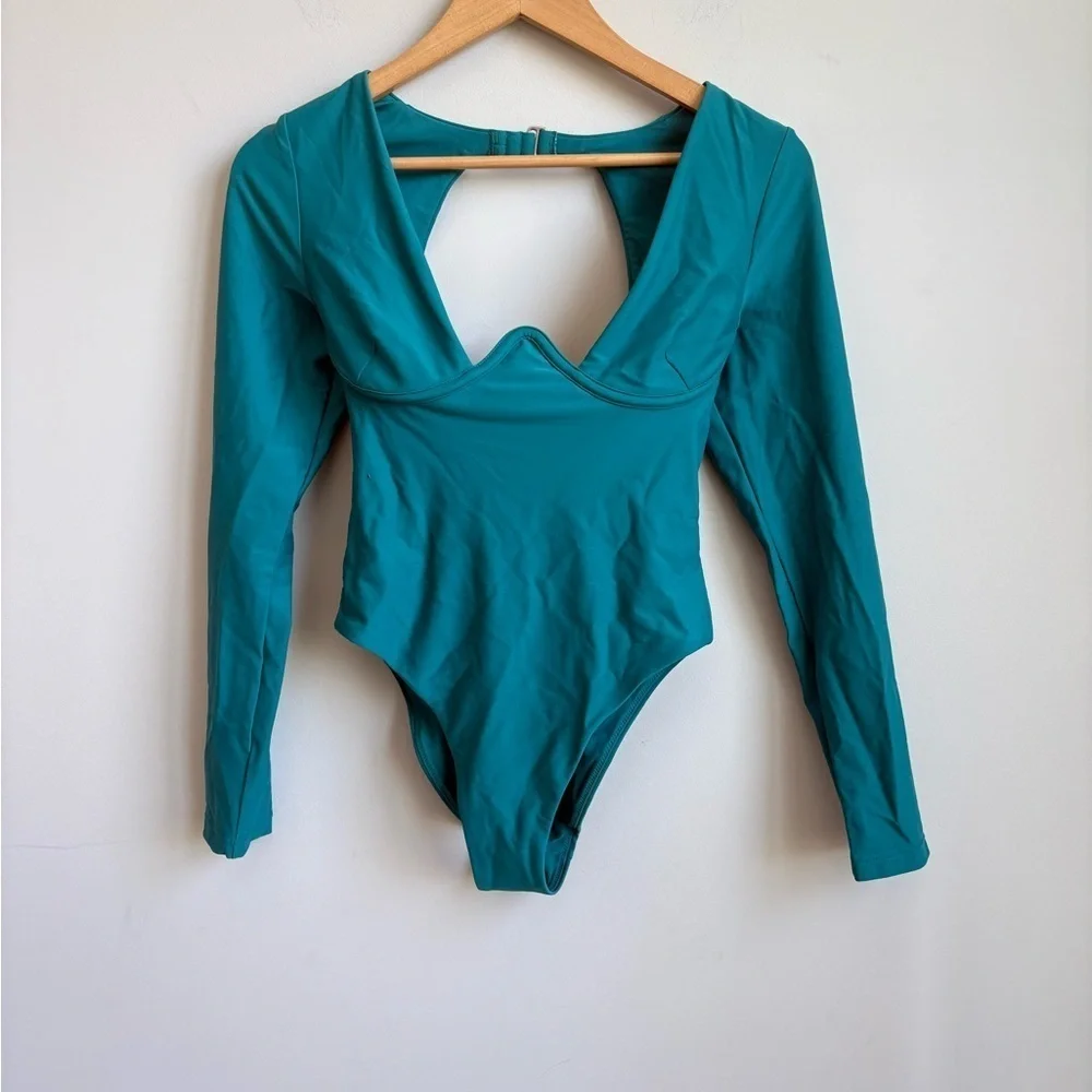 Andrea Iyamah Amar One Piece Long Sleeve Swimsuit Size Medium NWOT